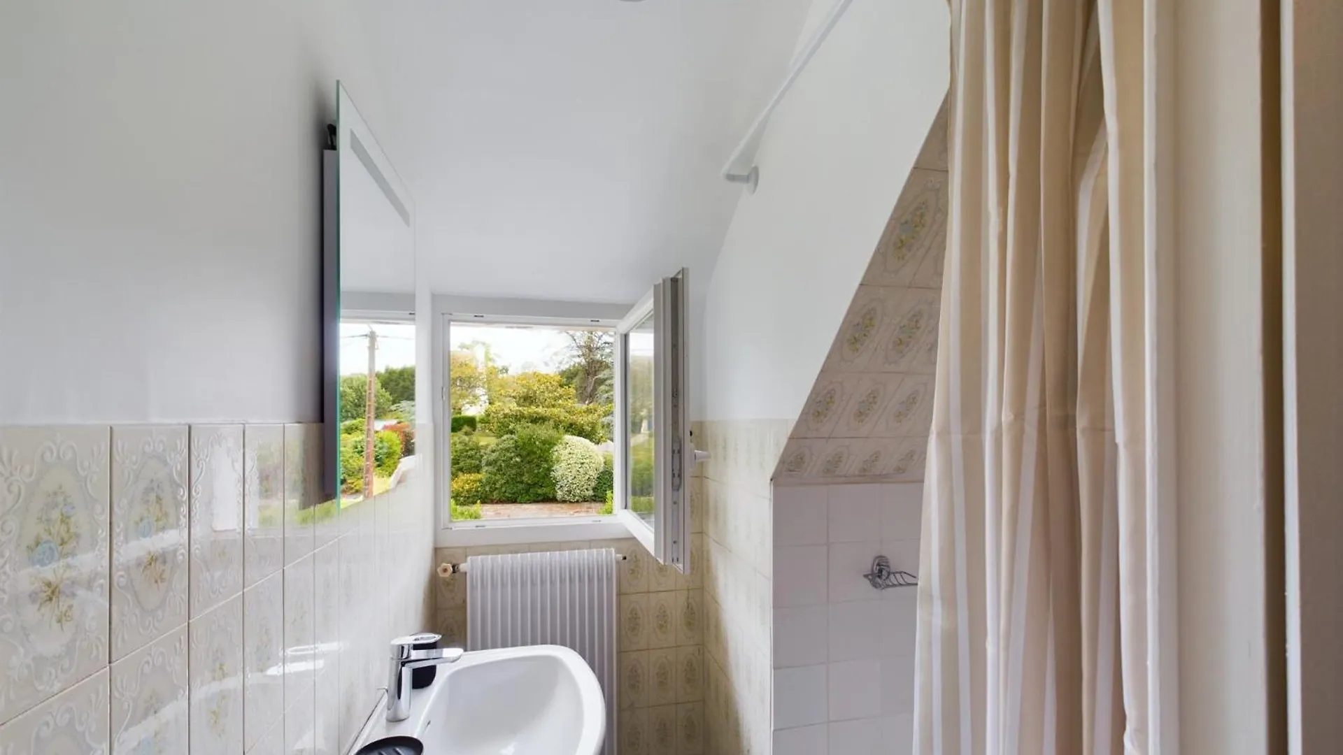 -Eugene- Spacieuse Neo-Bretonne A 1Km Des Plages Concarneau Ferienhaus