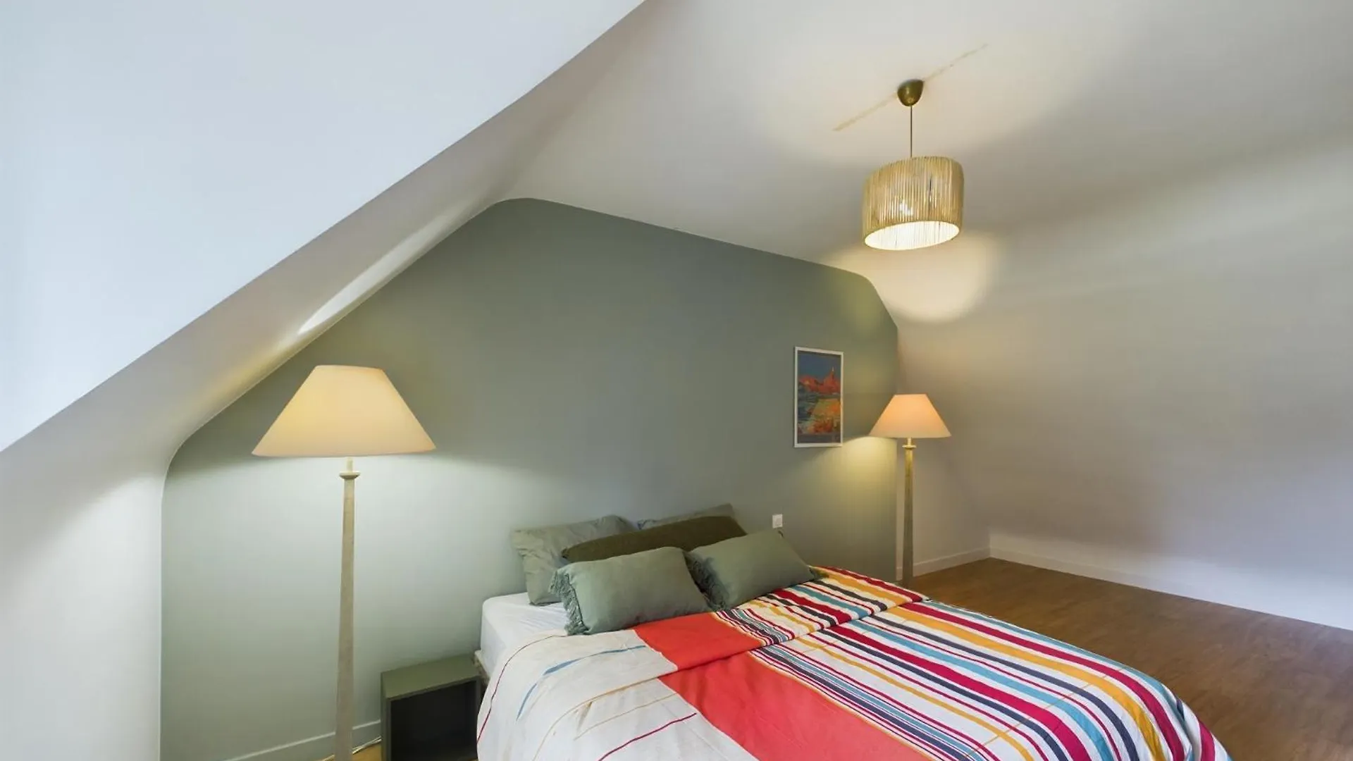 -Eugene- Spacieuse Neo-Bretonne A 1Km Des Plages Concarneau Ferienhaus